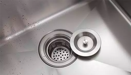 不銹鋼水槽生銹？原因竟然是這樣的
